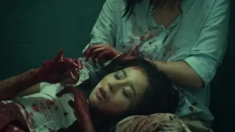 Still 8 of Bedevilled (2010) BluRay [Hindi (ORG 5.1) & Korean] 1080p 720p & 480p Dual Audio [x264/10Bit-HEVC]