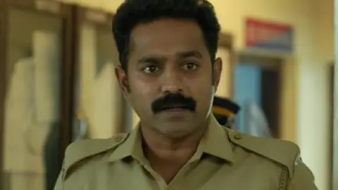 Still 2 of Kooman (2022) UNCUT WEB-DL [Hindi (DD2.0) & Malayalam] 4K 1080p 720p & 480p Dual Audio [x264/10Bit-HEVC]