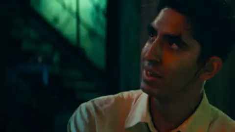 Still 1 of Chappie (2015) BluRay Dual Audio [Hindi DD5.1 & English] 1080p / 720p / 480p x264 HD