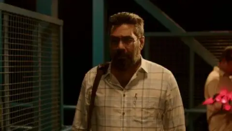 Still 3 of Garudan (2023) UNCUT WEB-DL [Hindi (ORG 2.0) & Malayalam] 4K 1080p 720p & 480p Dual Audio [x264/10Bit-HEVC]