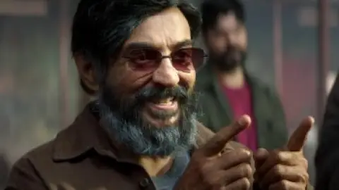Still 6 of G.O.A.T: The Greatest of ALL Time (2024) WEB-DL [Hindi (DD5.1) & Tamil] 1080p 720p & 480p Dual Audio [x264/HEVC]