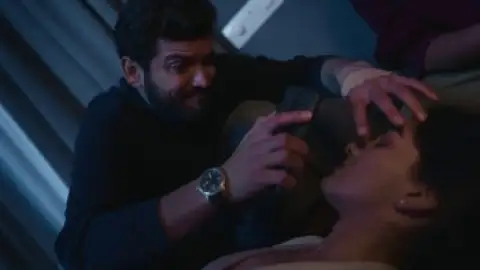 Still 4 of Edagaiye Apaghatakke Karana (2025) UNCUT WEB-DL [Hindi (DD2.0) & Kannada] 1080p 720p & 480p [x264/HEVC]