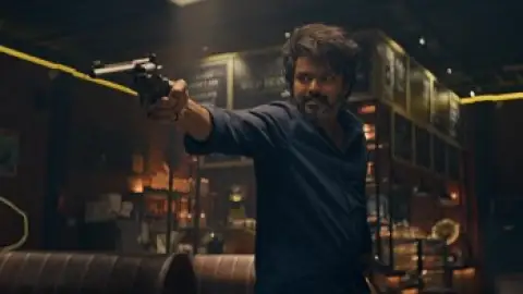 Still 1 of LEO (2023) UNCUT WEB-DL [Hindi (ORG DDP5.1) & Tamil] 4K 1080p 720p & 480p Dual Audio [x264/10Bit-HEVC] HD