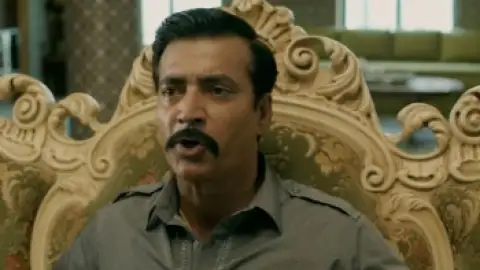 Still 5 of Raees (2017) BluRay [Hindi DD5.1] 1080p 720p & 480p [x264/10Bit-HEVC]