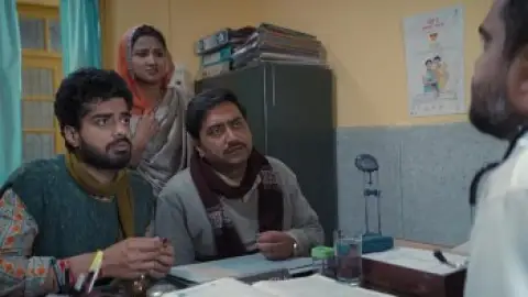 Still 1 of Kaalidhar Laapata (2025) WEB-DL [Hindi DD5.1] 4K 1080p 720p & 480p [x264/HEVC]