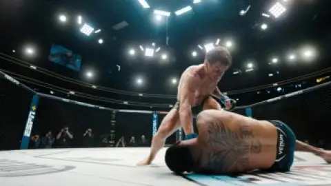 Still 4 of Road House (2024) WEB-DL [Hindi (ORG 5.1) + English] 4K 1080p 720p & 480p Dual Audio [x264/HEVC]