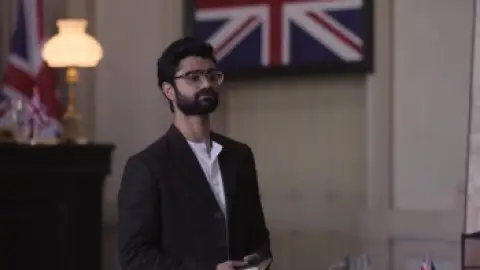 Still 8 of The Waking of a Nation (Season 1) WEB-DL [Hindi DD5.1] 4K 1080p 720p & 480p [x264/ESubs] HD | ALL Episodes [SonyLiv Series]