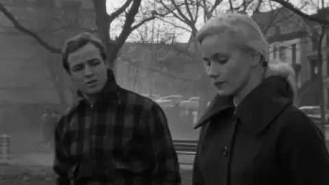 Still 1 of On the Waterfront (1954) WEB-DL [Hindi (DD5.1) & English] 1080p 720p & 480p Dual Audio [x264/ESubs]