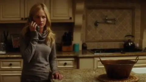 Still 1 of Scream 4 (2011) BluRay [Hindi (DD5.1) & English] 1080p 720p & 480p Dual Audio [x264/10Bit-HEVC]