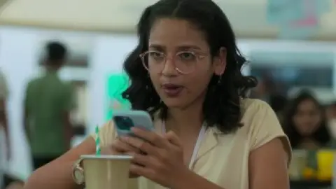 Still 3 of Gutar Gu (Season 2) WEB-DL [Hindi (DD5.1)] 1080p 720p & 480p x264 | AMZN Series