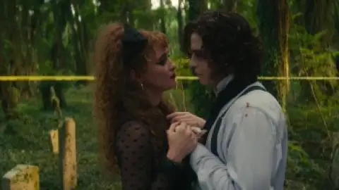 Still 6 of Lisa Frankenstein (2024) BluRay [Hindi (ORG 2.0) & English] 4K 1080p 720p & 480p Dual Audio [x264/10Bit-HEVC]