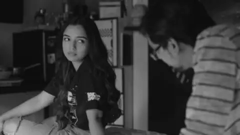 Still 7 of Kota Factory (Season 3) WEB-DL [Hindi DD5.1] 1080p 720p & 480p [x264/HEVC] HD | ALL Episodes [NetFlix Series]