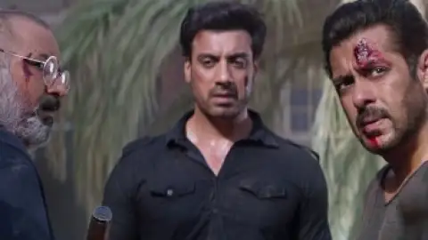 Still 6 of Tiger Zinda Hai (2017) BluRay [Hindi DD5.1] 1080p 720p & 480p [x264/HEVC]