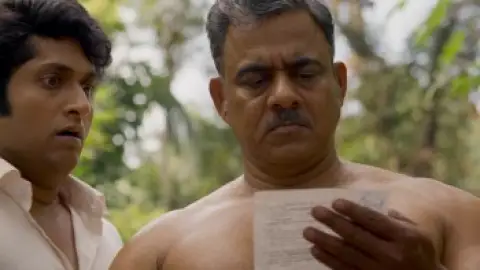 Still 4 of Varshangalkku Shesham (2024) WEB-DL [Hindi (ORG 5.1) + Malayalam] 4K 1080p 720p & 480p Dual Audio [x264/HEVC]