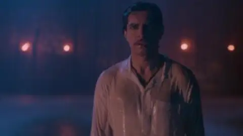 Still 5 of Maharaj (2024) WEB-DL [Hindi DD5.1] 1080p 720p & 480p [x264/HEVC]
