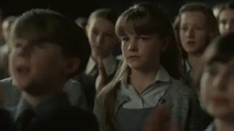 Still 2 of Never Let Me Go (2010) BluRay [English DD5.1] 1080p 720p & 480p [x264/ESubs]