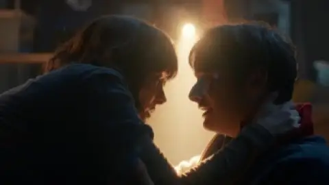 Still 4 of Stranger Things (Season 5) WEB-DL [Hindi (DD5.1) & English] 4K 1080p 720p & 480p [x264/10Bit-HEVC] | NF Series | [VOL-3 | EP-08 Added]