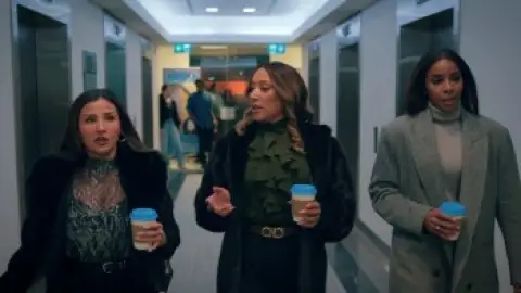 Still 6 of Relationship Goals (2026) WEB-DL [Hindi (DD5.1) & English] 4K 1080p 720p & 480p Dual Audio [x264/10Bit-HEVC]