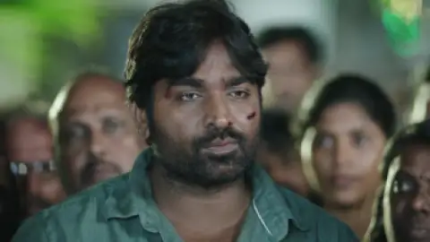 Still 4 of Yaadhum Oore Yaavarum Kelir (2023) WEB-DL [Hindi (ORG 5.1) & Tamil] 1080p 720p & 480p Dual Audio [x264/HEVC] HD