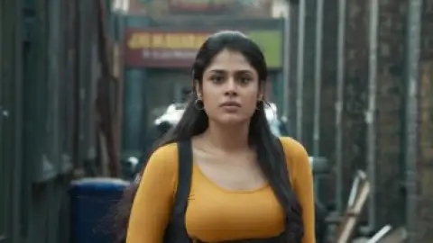 Still 5 of Mathu Vadalara 2 (2024) UNCUT DS4K WEB-DL [Hindi (DD2.0) & Telugu] 4K 1080p 720p & 480p Dual Audio [x264/10Bit-HEVC]