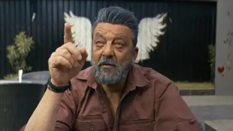 Still 4 of LEO (2023) UNCUT WEB-DL [Hindi (ORG DDP5.1) & Tamil] 4K 1080p 720p & 480p Dual Audio [x264/10Bit-HEVC] HD