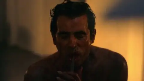 Still 4 of Dracula (Season 1) WEB-DL [Hindi (ORG 5.1) & English] 1080p 720p & 480p x264 Dual Audio DD5.1 | NF Series