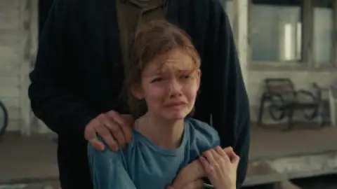 Still 4 of Interstellar (2014) iMAX BluRay [Hindi (ORG 5.1) + English] 4K 1080p 720p & 480p Dual Audio [x264/10Bit-HEVC]
