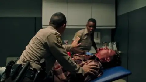 Still 4 of Copshop (2021) BluRay [Hindi (ORG 2.0) + English] 1080p 720p & 480p Dual Audio [x264/10Bit-HEVC]