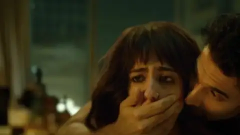 Still 5 of Metro… In Dino (2025) WEB-DL [Hindi DD5.1] 4K 1080p 720p & 480p [x264/HEVC]