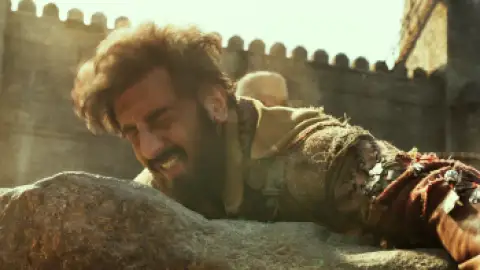 Still 5 of ShamShera (2022) WEB-DL [Hindi DD5.1] 1080p 720p & 480p [x264/HEVC]
