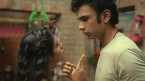 Still 3 of Thukra Ke Mera Pyaar (Season 1) WEB-DL [Hindi DD5.1] 4K 1080p 720p & 480p [x264/ESub] HD | ALL Episodes [HotStar Series]