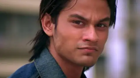 Still 3 of Kalyug (2005) WEB-DL [Hindi DD2.0] 1080p 720p & 480p [x264]