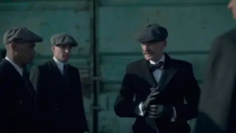 Still 8 of Peaky Blinders (Season 6) BluRay [Hindi (DD2.0) & English] 1080p 720p & 480p [x264/10Bit-HEVC] | [ALL Episodes] | TV Series