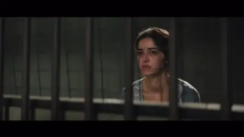Still 6 of CTRL (2024) WEB-DL [Hindi DD5.1] 1080p 720p & 480p [x264/HEVC]