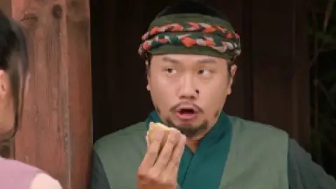 Still 3 of Flower Crew: Joseon Marriage Agency (Season 1) WEB-DL [Hindi (ORG 2.0) & Korean] 1080p 720p & 480p x264 Dual Audio DD2.0