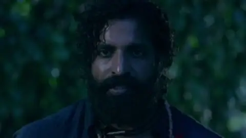 Still 6 of Suryapet Junction (2025) UNCUT WEB-DL [Hindi (DD2.0) & Telugu] 1080p 720p & 480p Dual Audio [x264/HEVC]