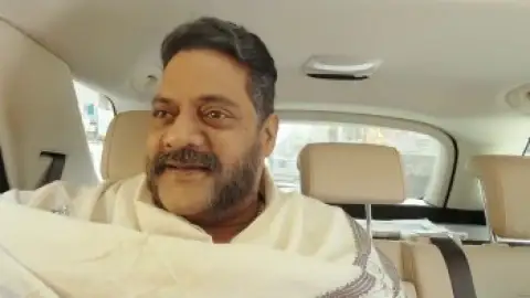 Still 4 of Garadi (2023) WEB-DL [Hindi (ORG 2.0) & Kannada] 1080p 720p & 480p Dual Audio [x264/HEVC]