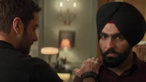 Still 7 of Khel Khel Mein (2024) WEB-DL [Hindi DD5.1] 1080p 720p & 480p [x264/HEVC]