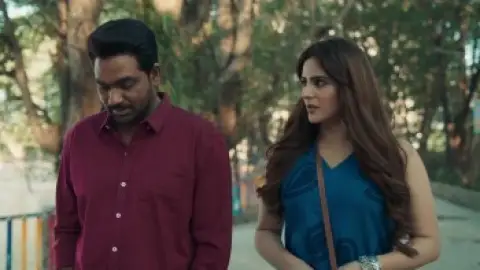Still 2 of Chacha Vidhayak Hain Humare (Season 3) WEB-DL [Hindi DD2.0] 1080p 720p & 480p [x264/HEVC] HD | ALL Episodes [PrimeVideo Series]