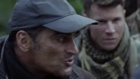 Still 6 of Sniper: Ghost Shooter (2016) WEB-DL [Hindi (DD5.1) & English] 1080p 720p & 480p Dual Audio [x264/10Bit-HEVC]
