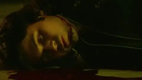 Still 5 of Murder 2 (2011) BluRay [Hindi DD5.1] 1080p 720p & 480p [x264/HEVC]
