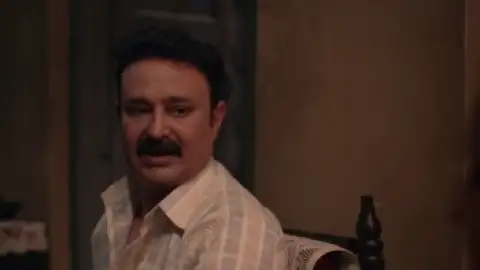 Still 3 of Gullak (Season 2) WEB-DL Hindi [DD2.0] 1080p 720p & 480p x264 | SonyLiv Series