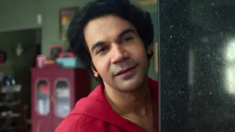 Still 1 of Toaster (2026) WEB-DL [Hindi DD5.1] 4K 1080p 720p & 480p [x264/HEVC]