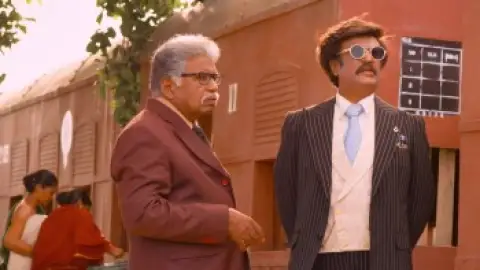 Still 8 of Lingaa (2014) UNCUT BluRay [Hindi (DD5.1) & Tamil] 1080p 720p & 480p Dual Audio [x264/10Bit-HEVC]