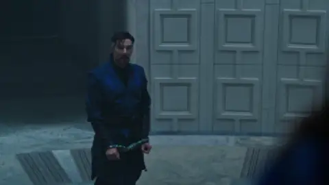 Still 5 of Doctor Strange: In The Multiverse of MadNess (2022) iMAX WEB-DL [Hindi (ORG 5.1) & English] 1080p 720p & 480p Dual Audio [x264/10Bit-HEVC]