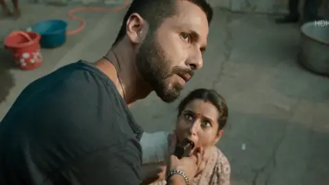 Still 5 of Deva (2025) DS4K WEB-DL [Hindi DD5.1] 4K 1080p 720p & 480p [x264/HEVC] | [Exclusive By ]