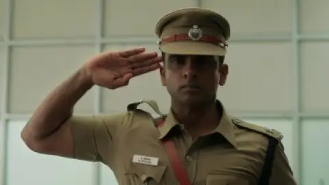 Still 1 of Por Thozhil (2023) DS4K WEB-DL [Hindi (DD5.1) & Tamil] 4K 1080p 720p & 480p Dual Audio [x264/HEVC]