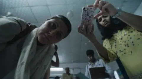 Still 2 of LSD 2: Love, Sex aur Dhokha 2 (2024) WEB-DL [Hindi DD5.1] 1080p 720p & 480p [x264/HEVC]