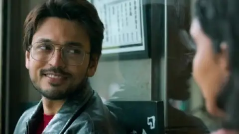 Still 3 of Toh Ti Ani Fuji (2026) DS4K WEB-DL [Hindi (DD5.1) & Marathi] 4K 1080p 720p & 480p Dual Audio [x264/HEVC]