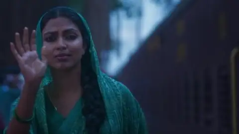 Still 3 of Aadujeevitham – The Goat Life (2024) WEB-DL [Hindi (DD5.1) & Malayalam] 1080p 720p & 480p Dual Audio [x264/10Bit-HEVC] HD